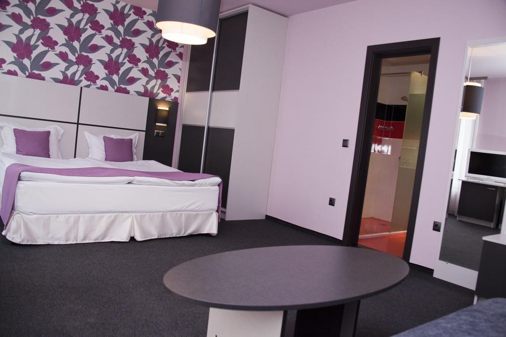 Hotel Gran Via Burgas City Exterior foto