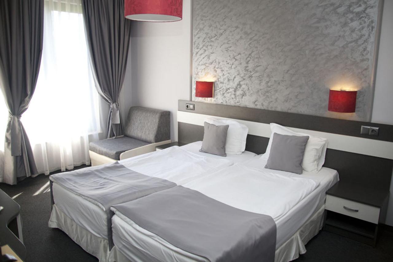 Hotel Gran Via Burgas City Exterior foto